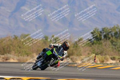 media/Nov-06-2022-SoCal Trackdays (Sun) [[208d2ccc26]]/Turn 7 Set 2 (1050am)/